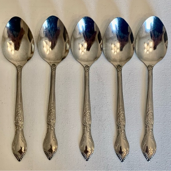Utica Other - 5 Piece Utica Thailand Stainless Steel Spoons Teaspoons 6.75" Glossy Scrolls Set